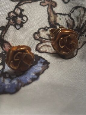 Vintage Gold Rose Stud Earrings - Elegant Floral Women’s Jewelry